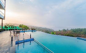 Ritz Valley Resort